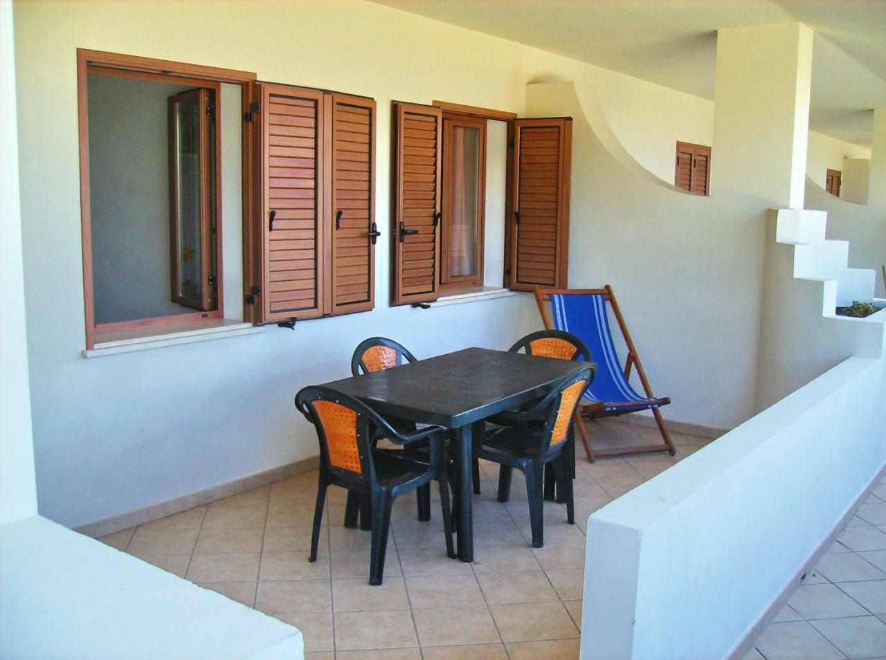 Residenza Marinella Aparthotel Zambrone Exteriör bild